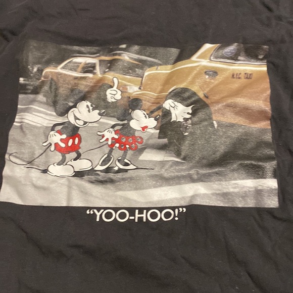 H&M graphic tee - Picture 2 of 2